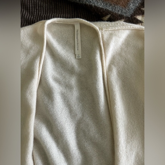 Aritzia Cashmere Sweater/ cardigan - Picture 5 of 6